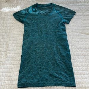 Sz 4 Lululemon Lululemon Swiftly Short Sleeve Crew Viridian Green Black shirt